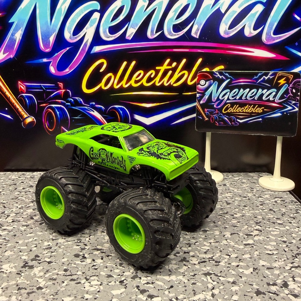 Hot Wheels Monster Jam Gas Monkey Garage Green Monster Truck 1:64 Scale Diecast